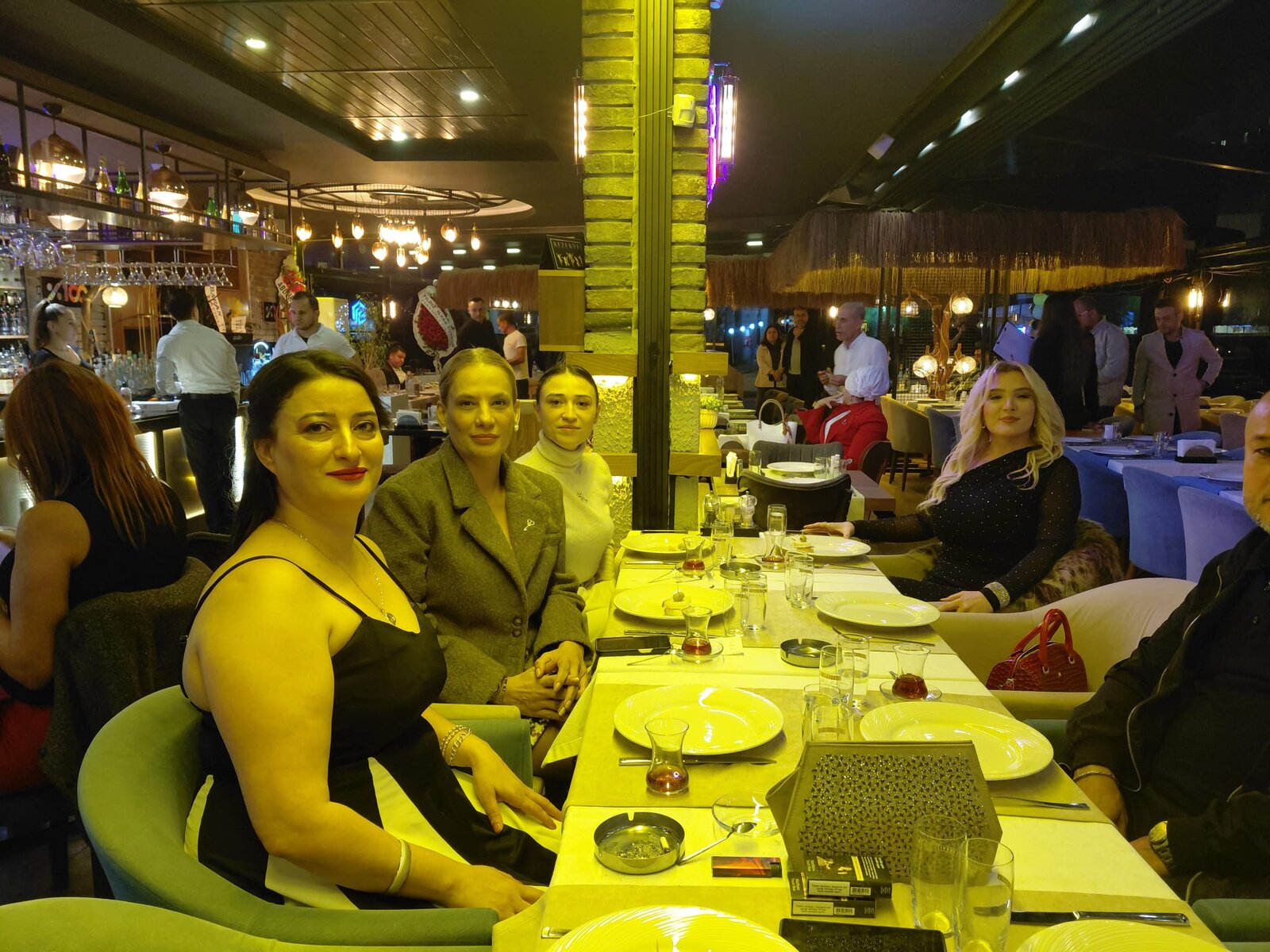 ASUDEM Meyhane & Restoran Görkemli Bir Açılışla Kapılarını Açtı!