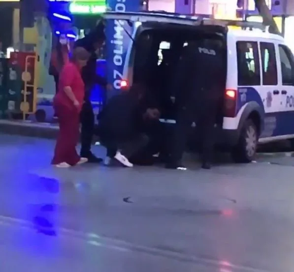 Polise " Sen kimsin ulan " tehtidi